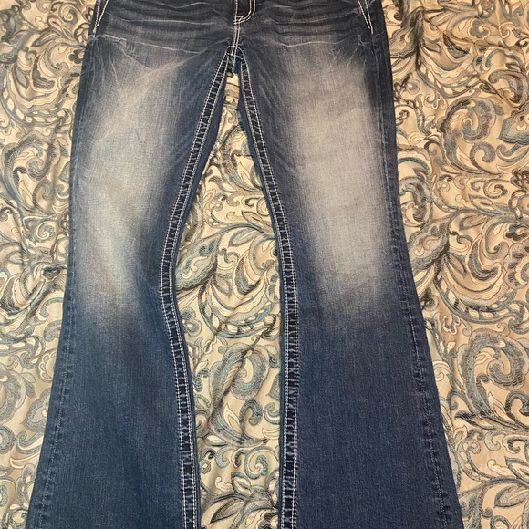 Miss Me Mid Rise Boot Cut Jeans NWOT - Picture 2 of 5